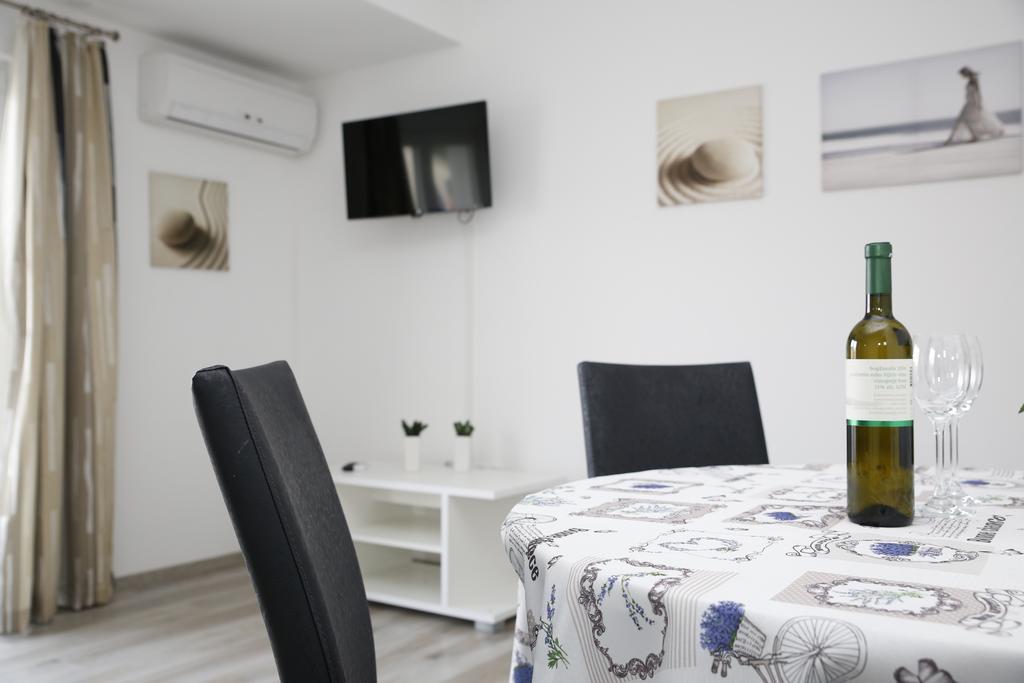 Apartments Gabrijel Vodice Exterior photo