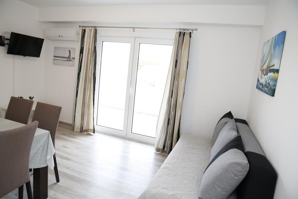 Apartments Gabrijel Vodice Exterior photo